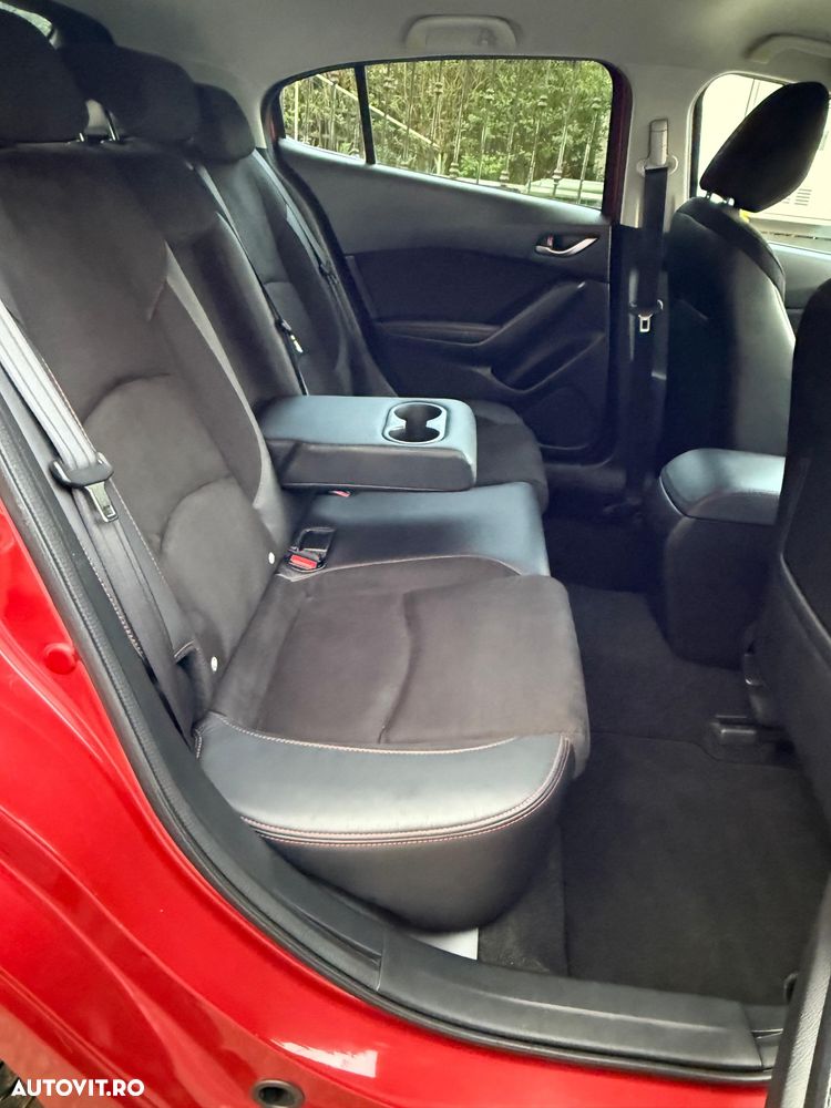 Mazda 3 SKYACTIV-G 120 NAKAMA - 25