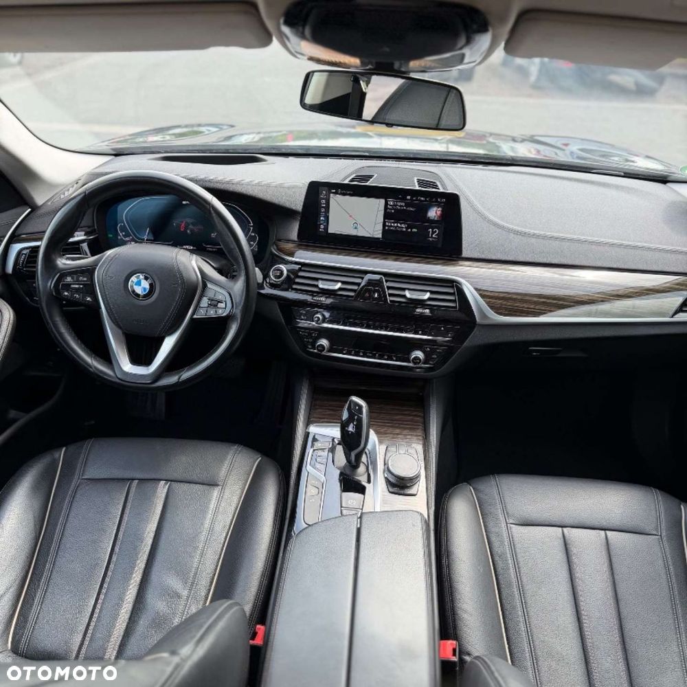 BMW Seria 5 - 26