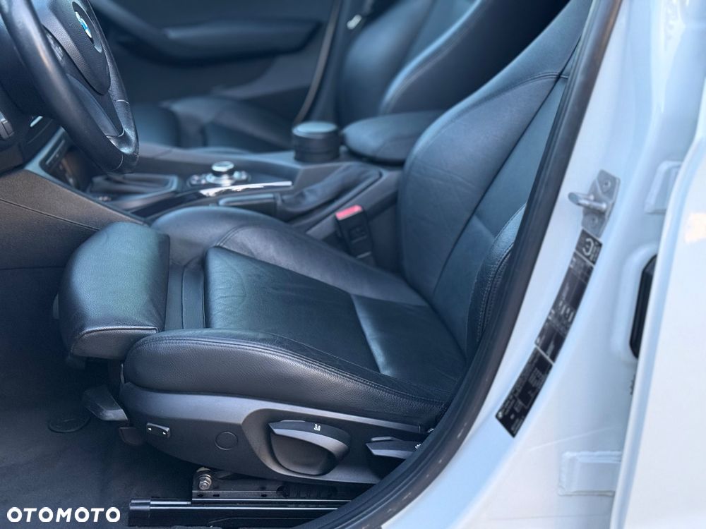 BMW X1 sDrive20d - 27