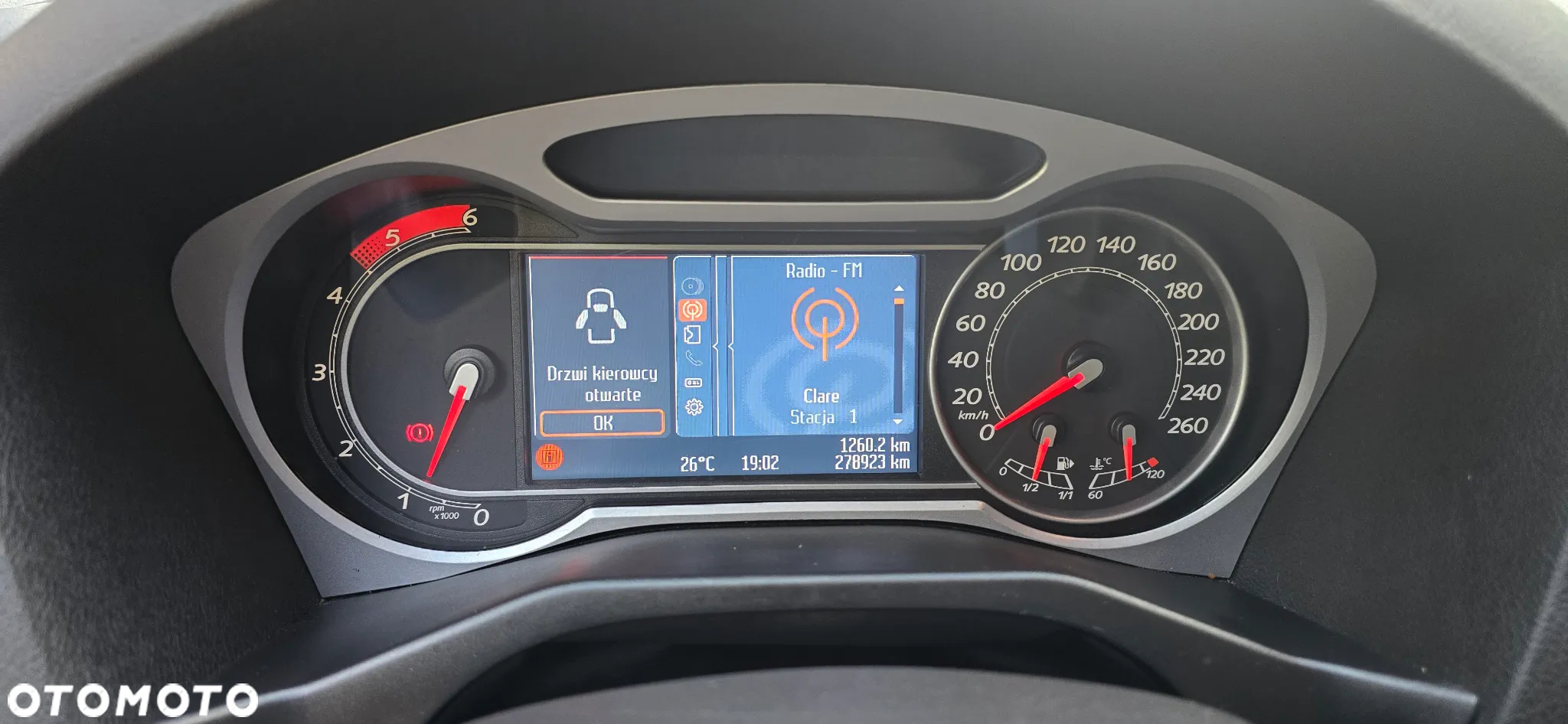 Ford Mondeo - 21