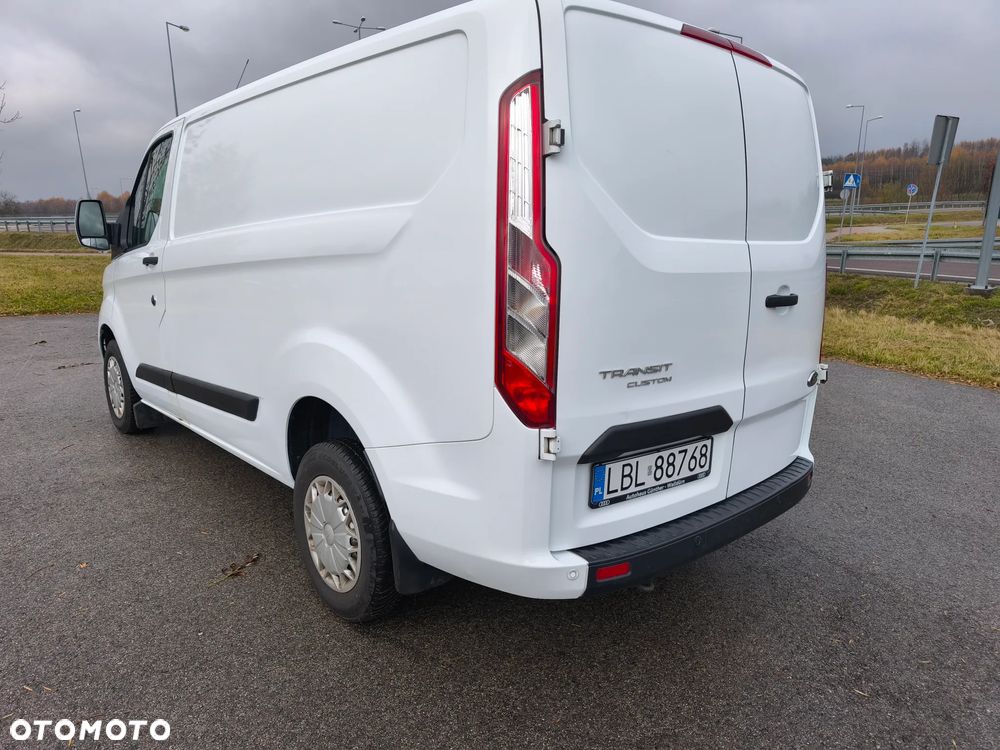 Ford TRANSIT CUSTOM - 4