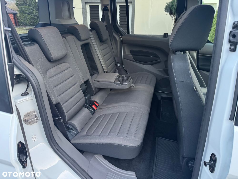 Ford Tourneo Connect 1.5 EcoBlue Titanium - 33