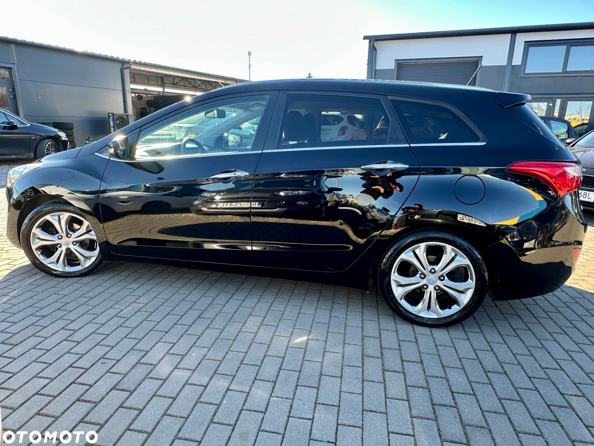 Hyundai i30 Kombi 1.6 CRDI Style - 4