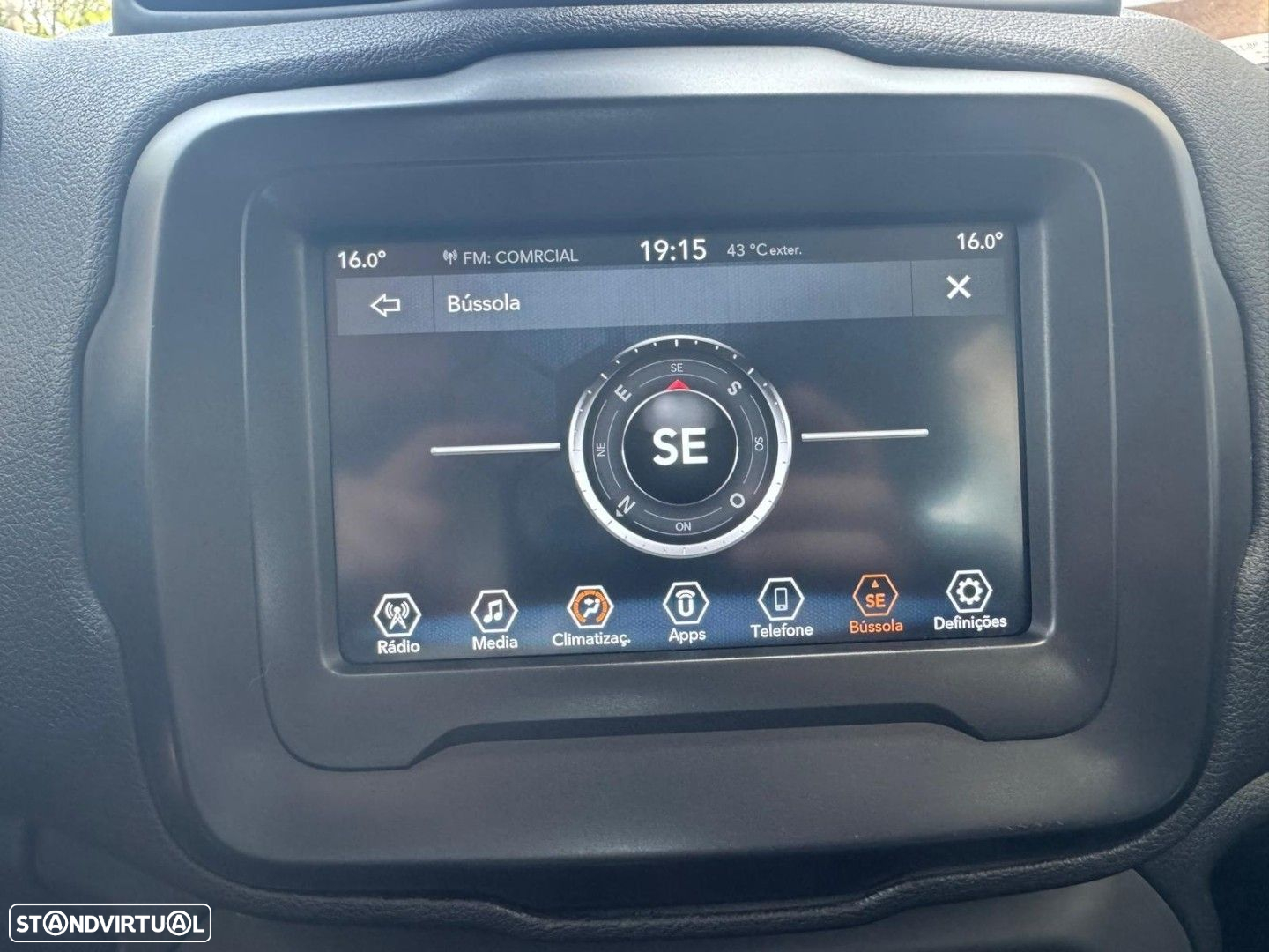 Jeep Renegade 1.0 T Limited - 11