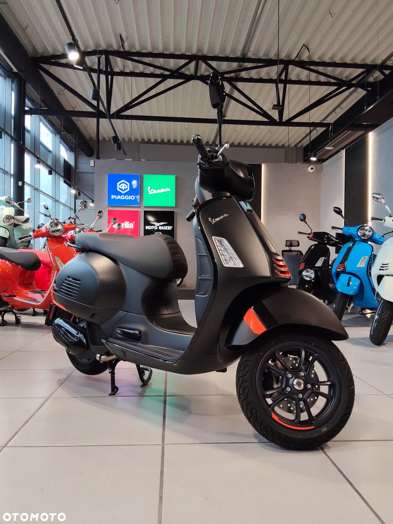 Vespa GTS - 2