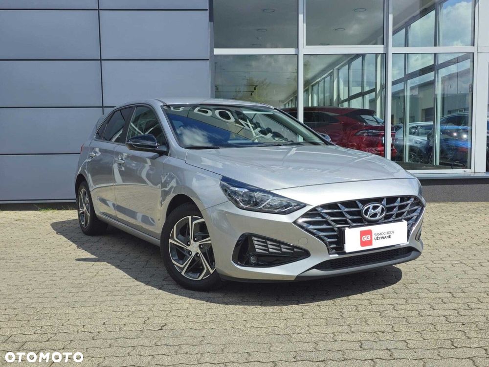 Hyundai i30 1.5 T-GDI 48V Smart - 4
