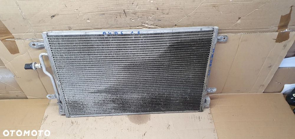 Chłodnica klimatyzacji klimy Audi A4 B6 8E0260401D - 2