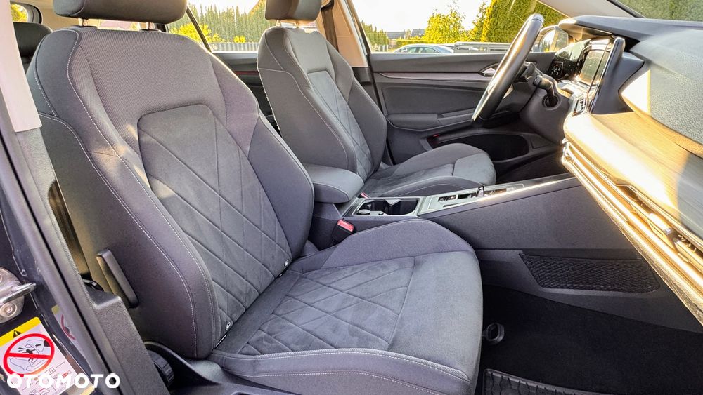 Volkswagen Golf - 16