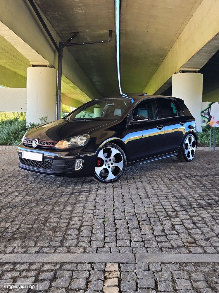 VW Golf 2.0 TSi GTI DSG - 1