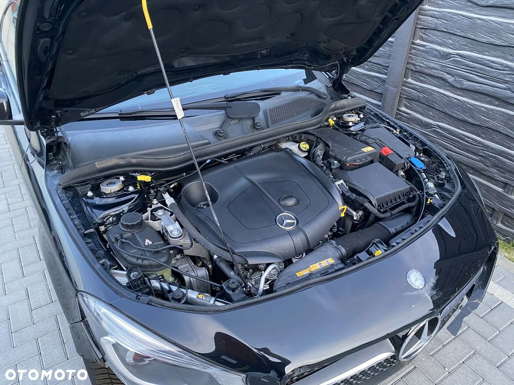 Mercedes-Benz CLA 220 CDI 7G-DCT AMG Line - 29