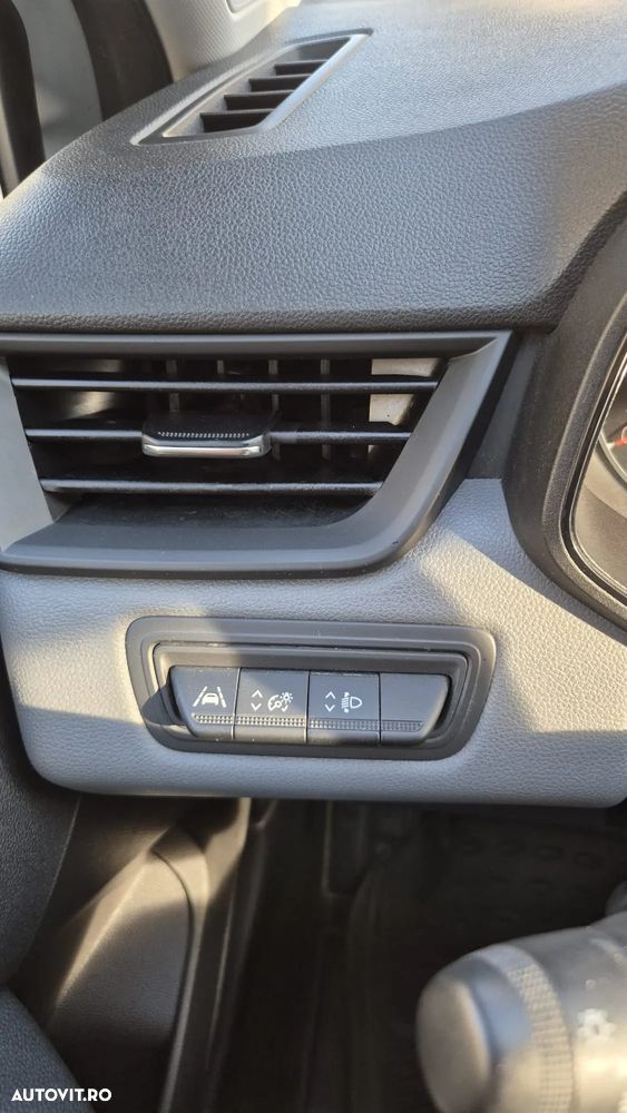 Renault Clio - 6