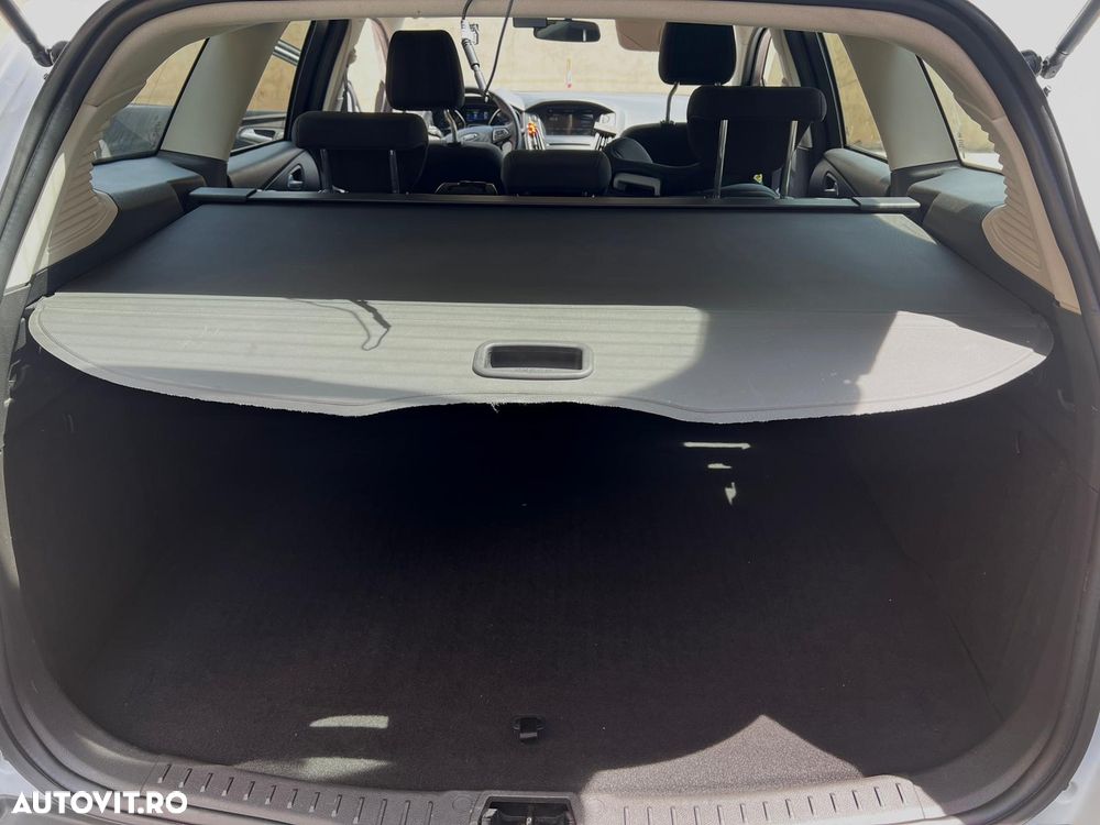 Ford Focus 1.0 EcoBoost Trend Edition - 19