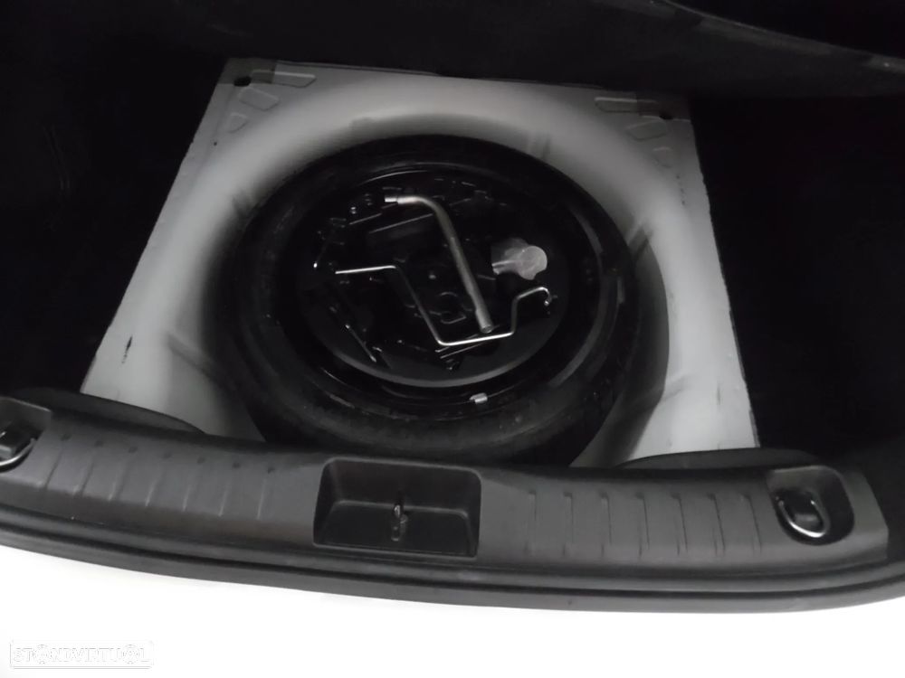 Fiat Tipo Station Wagon 1.0 GSE T3 City Life - 27