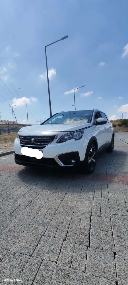 Peugeot 5008 1.5 BlueHDi Allure EAT8 - 5
