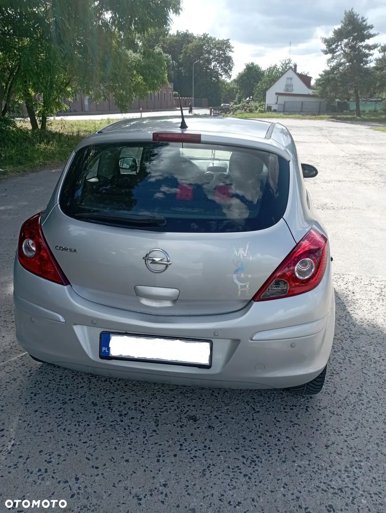Opel Corsa 1.4 16V Active - 8