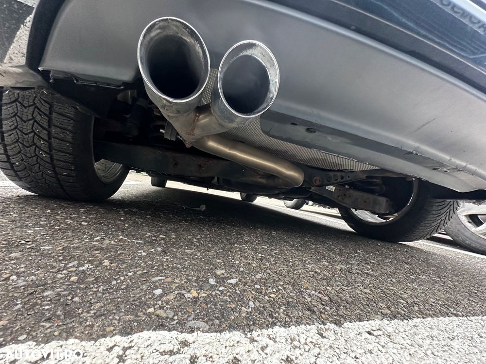 Volkswagen Golf 2.0 TDI DPF Style - 19