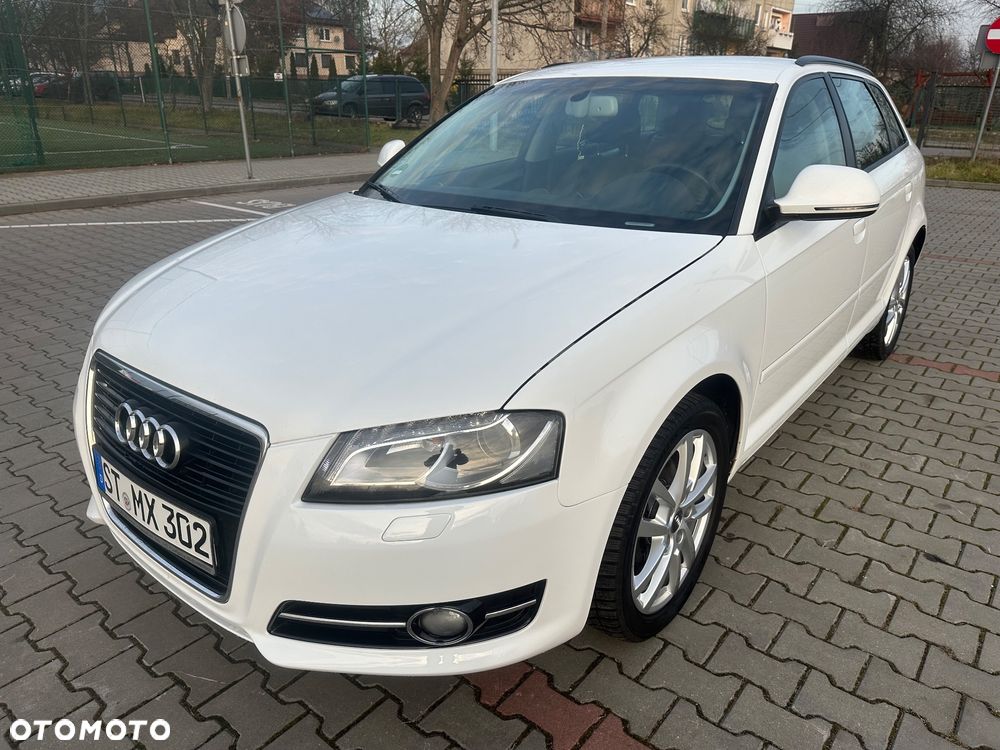 Audi A3 Sportback 1.4 TFSI Ambiente - 5