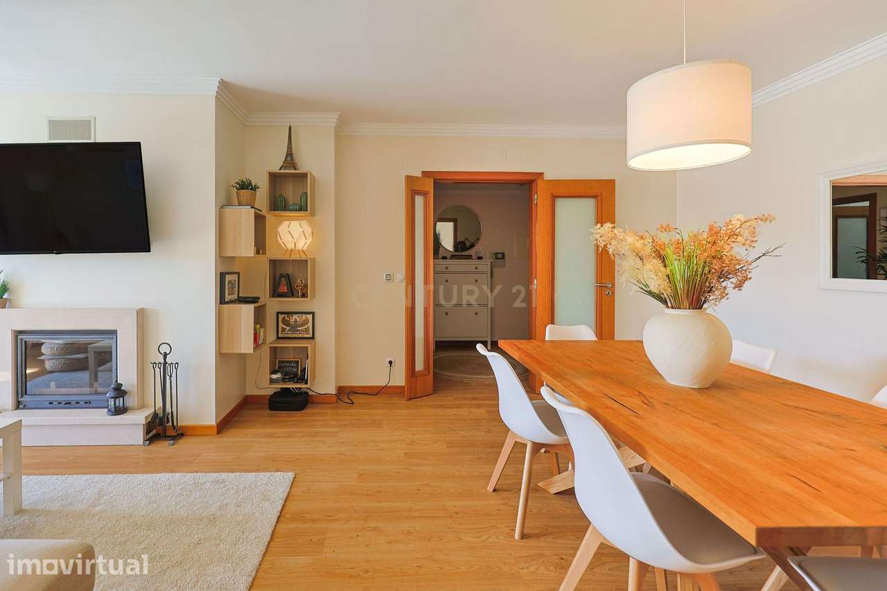 Apartamento T2, com Lugar de Parqueamento e Arrecadação, Quinta de São - Grande imagem: 3/35