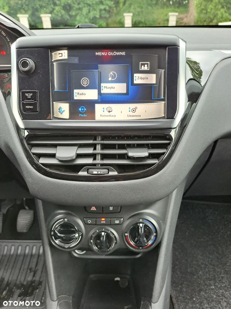 Peugeot 208 1.4 VTi Allure - 11