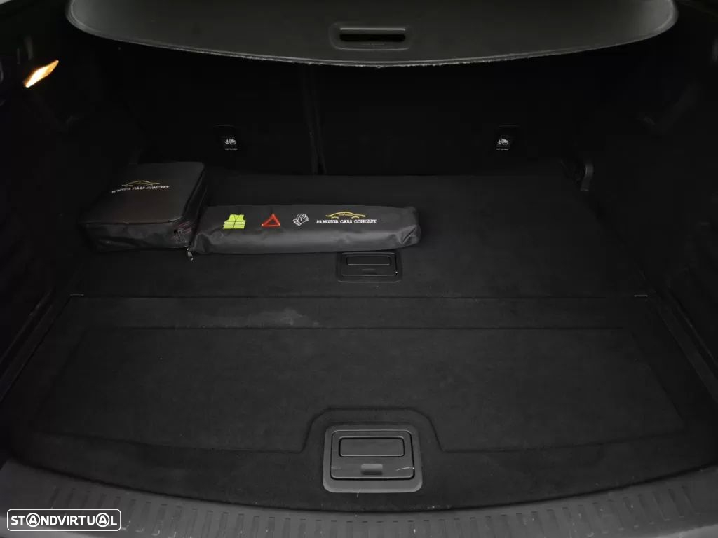 Renault Mégane Sport Tourer 1.5 Blue dCi Limited EDC - 12