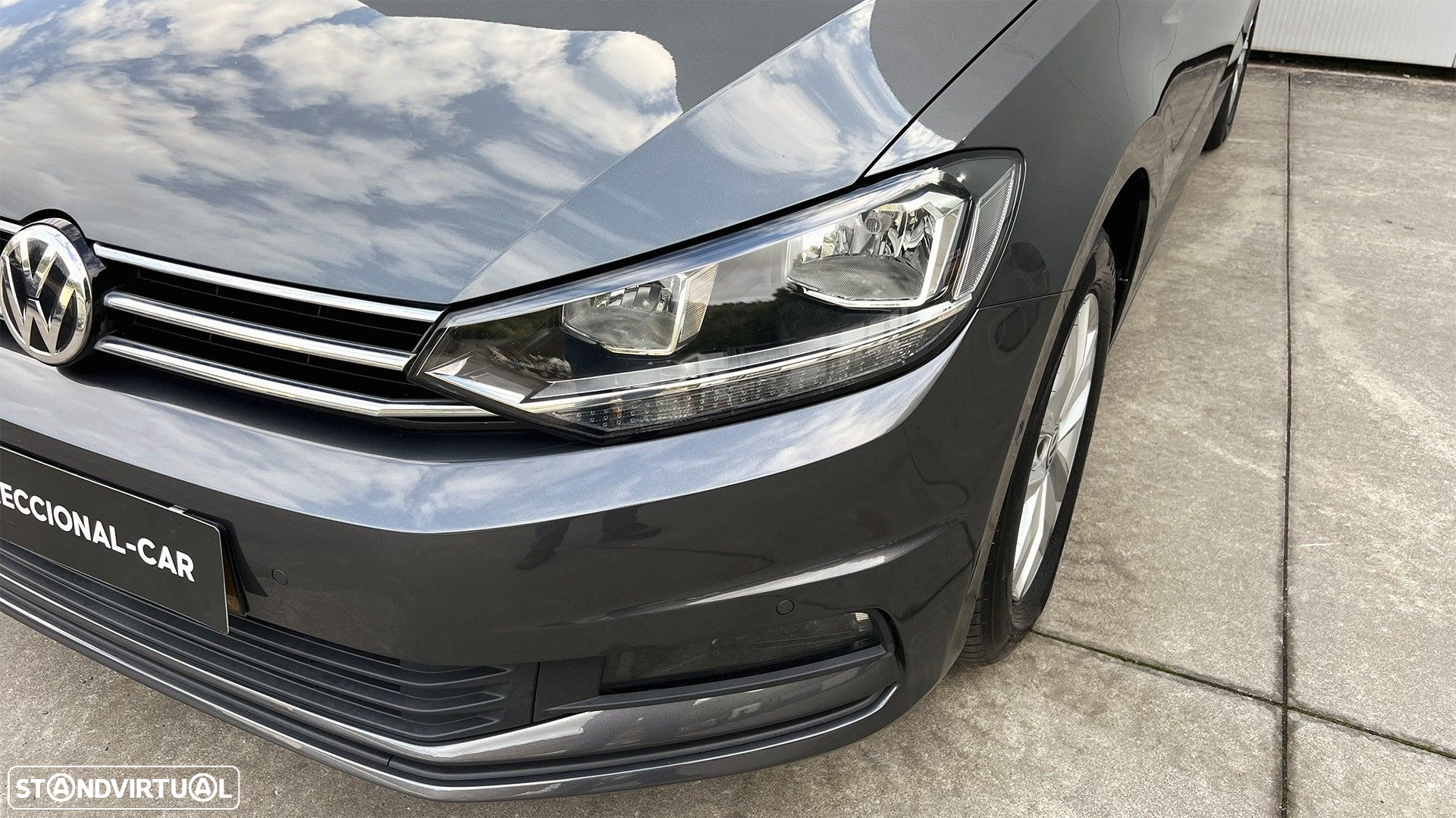 VW Touran 1.6 TDI Confortline DSG - 3