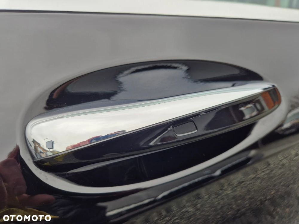 Mercedes-Benz GLC - 31