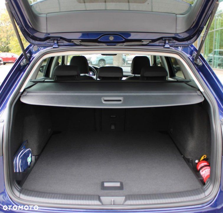 Volkswagen Golf - 26