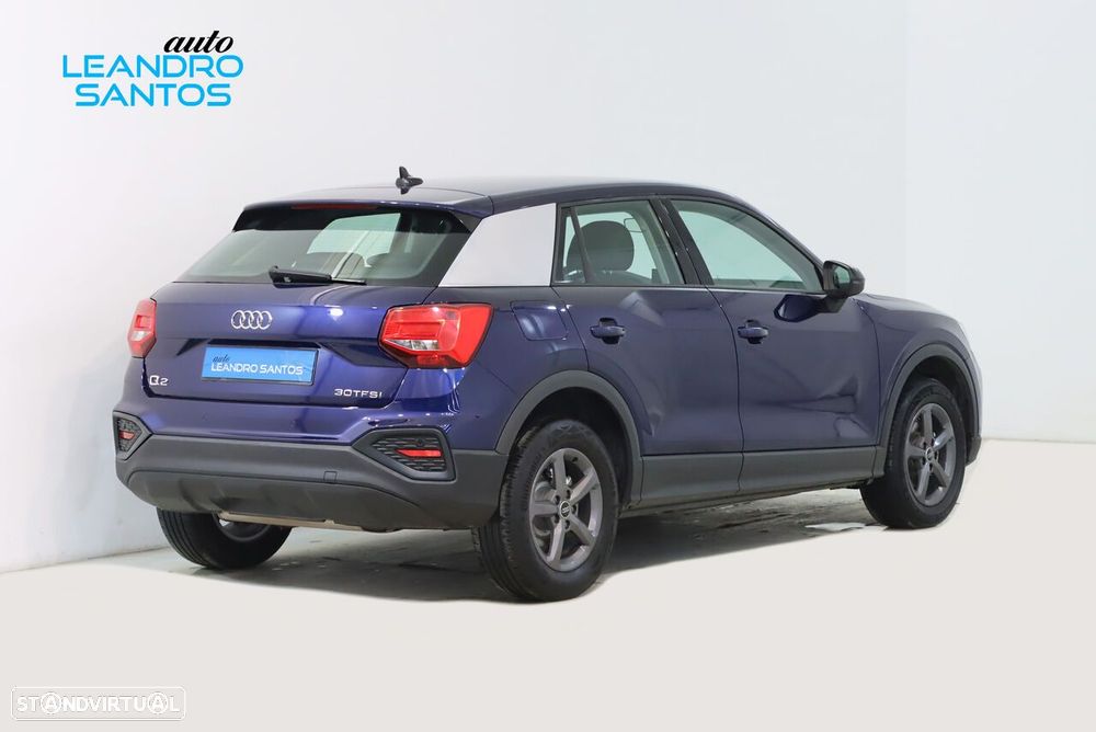 Audi Q2 30 TFSI — fotografia 2