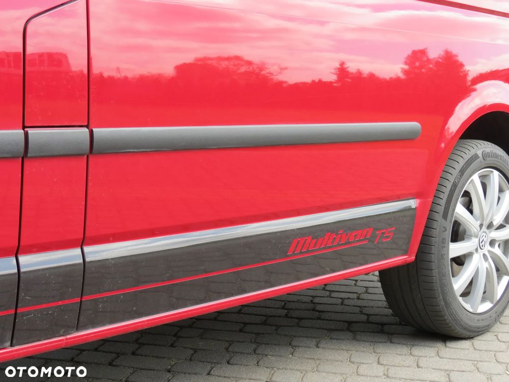 Volkswagen Multivan - 13