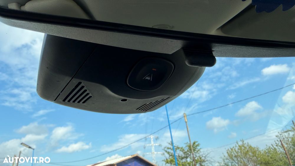 Renault Megane ENERGY dCi 110 GT LINE - 19