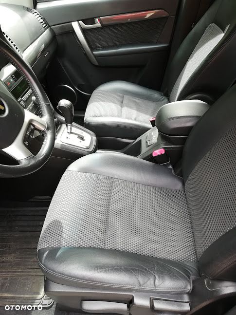 Chevrolet Captiva 2.0 4WD 5 Sitzer Automatik LT - 6