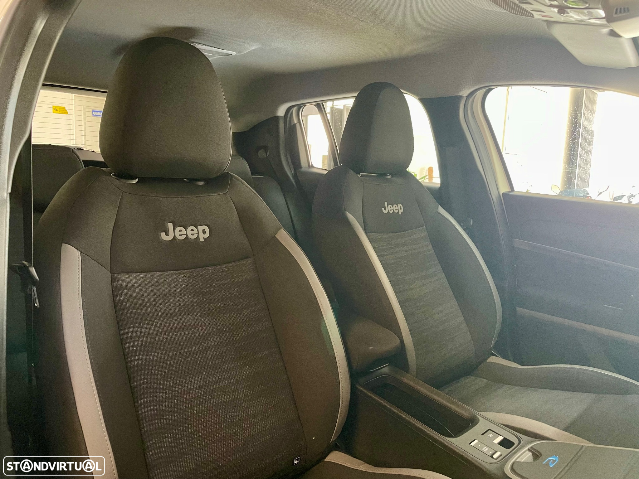Jeep Avenger 54 kWh Longitude - 31