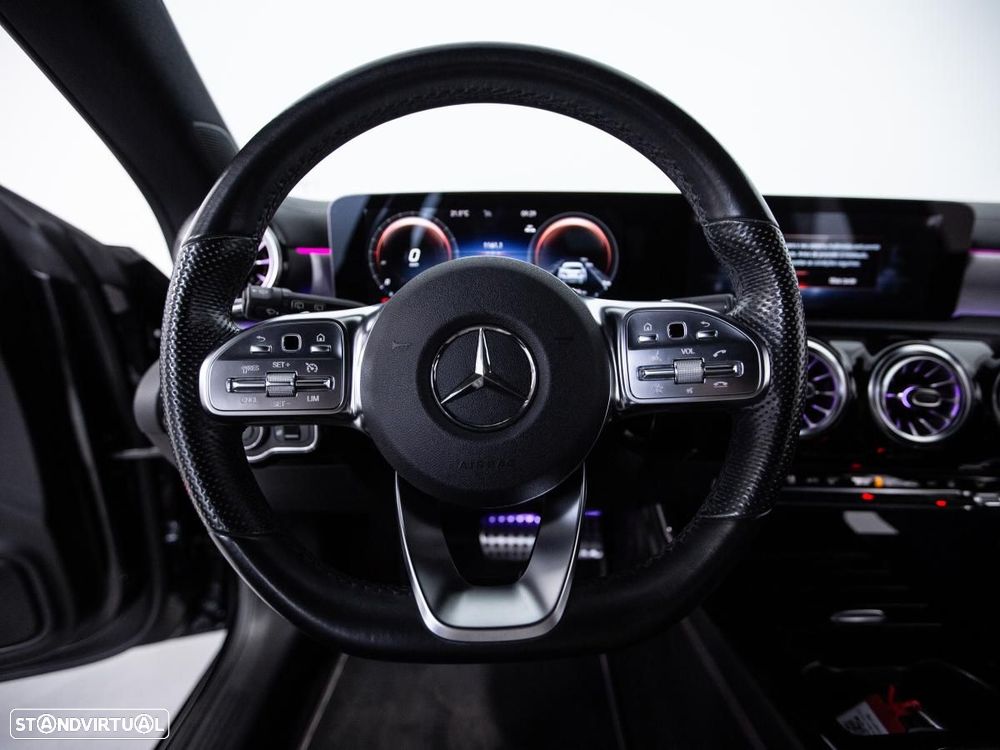 Mercedes-Benz CLA 250 e Shooting Brake AMG Line - 18
