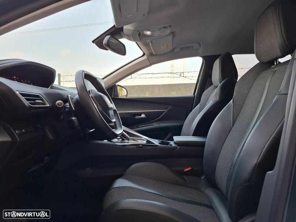 Peugeot 3008 - 18