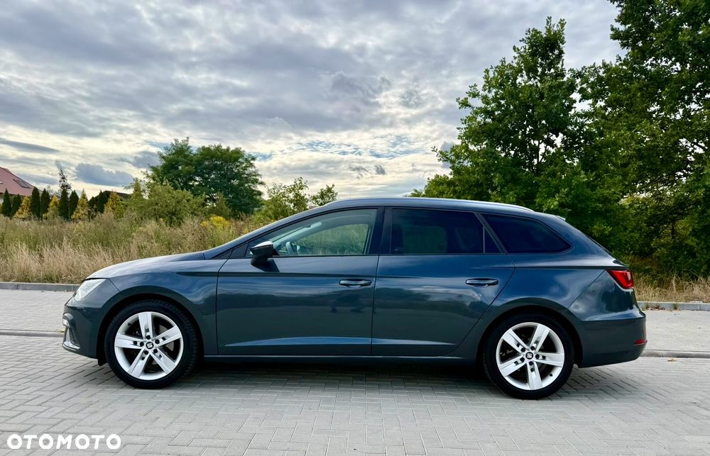 Seat Leon Sportstourer 1.5 eTSI FR DSG - 5