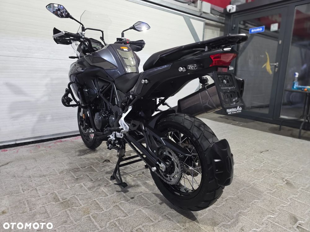 Benelli TRK 502 - 21