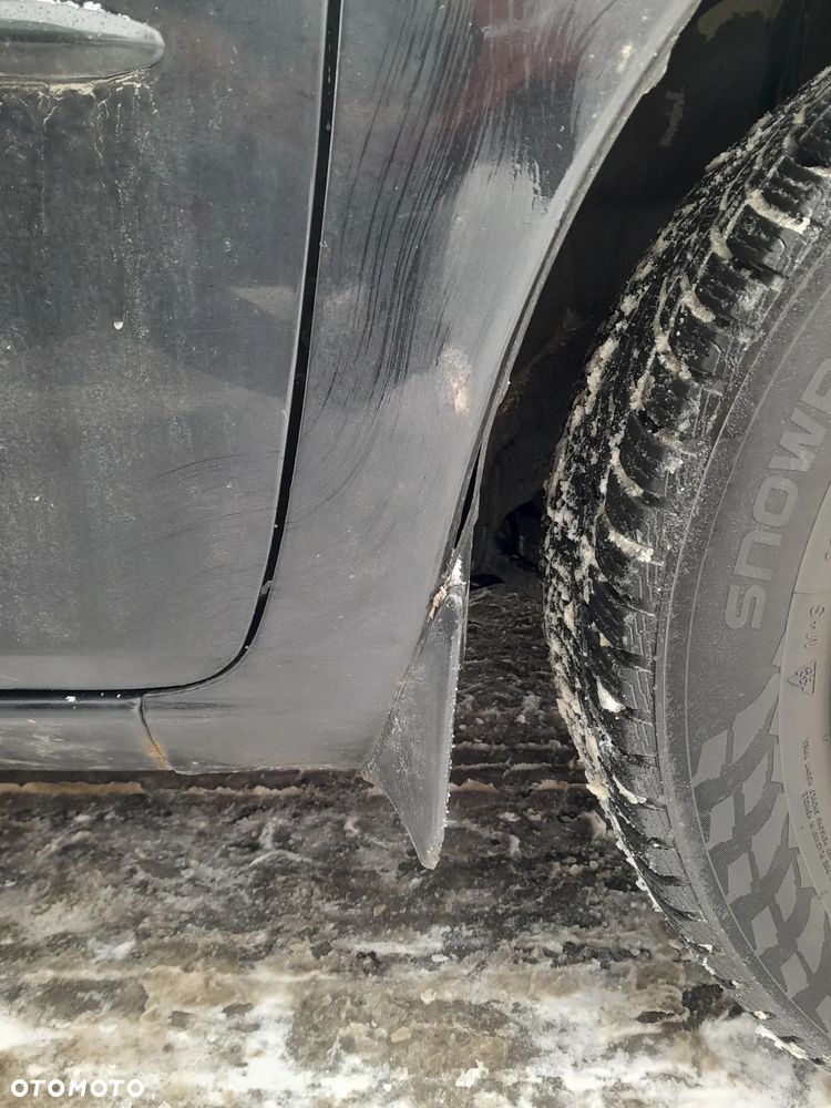 Błotnik przedni prawy MAZDA 6 GG lift 05-07r. 16W - 3