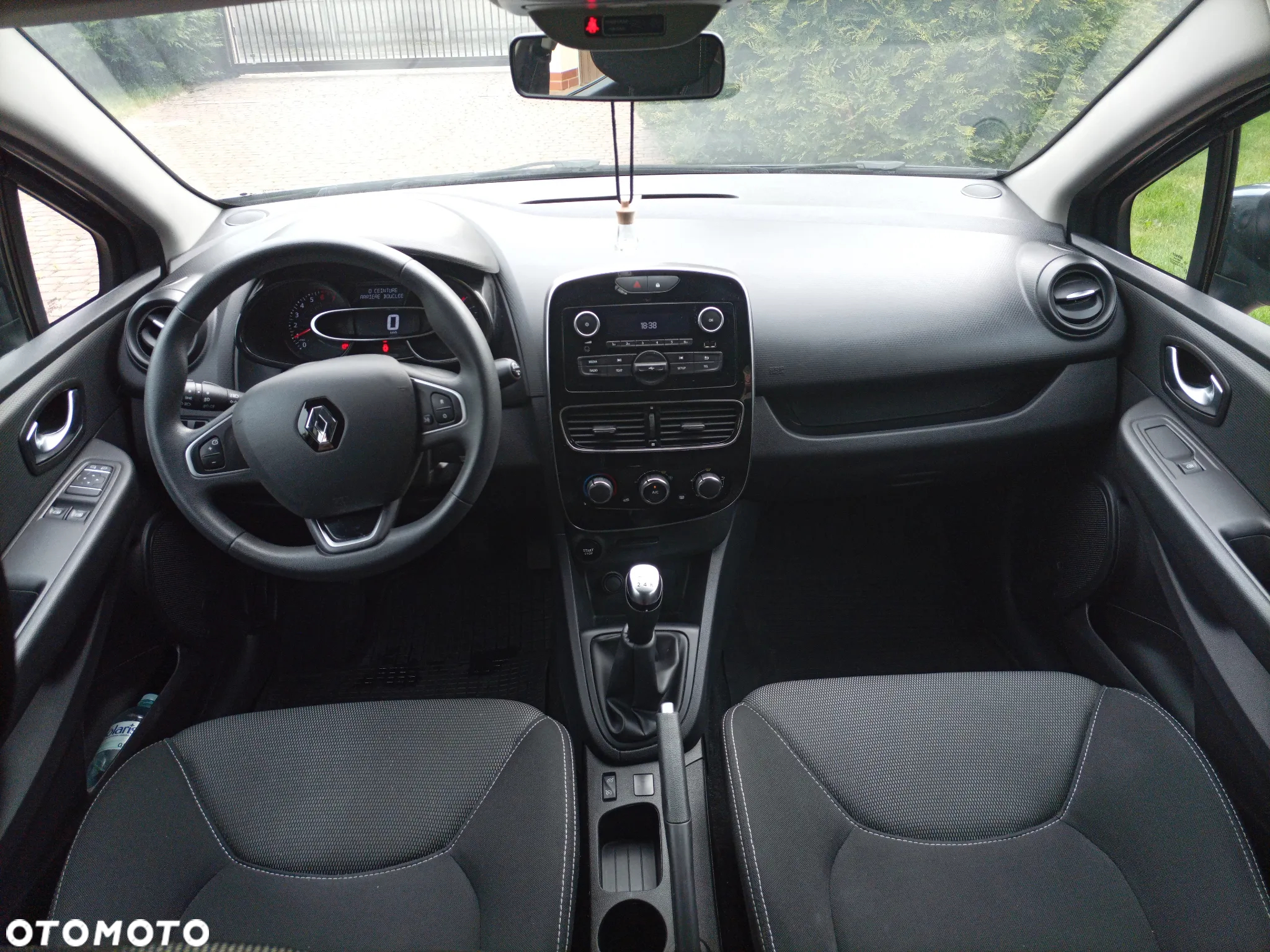 Renault Clio 0.9 TCe Limited - 8