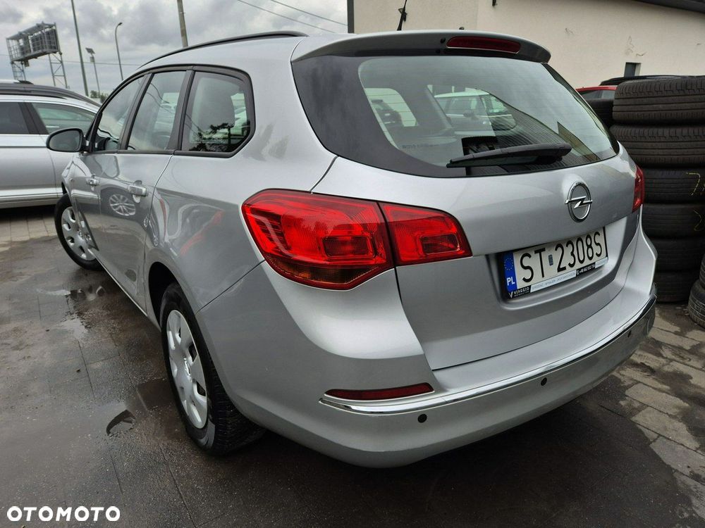 Opel Astra - 4