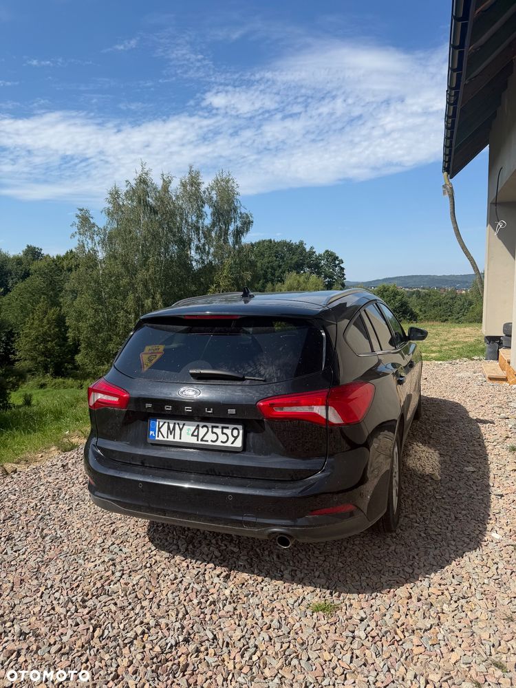 Ford Focus 1.0 EcoBoost Active - 2