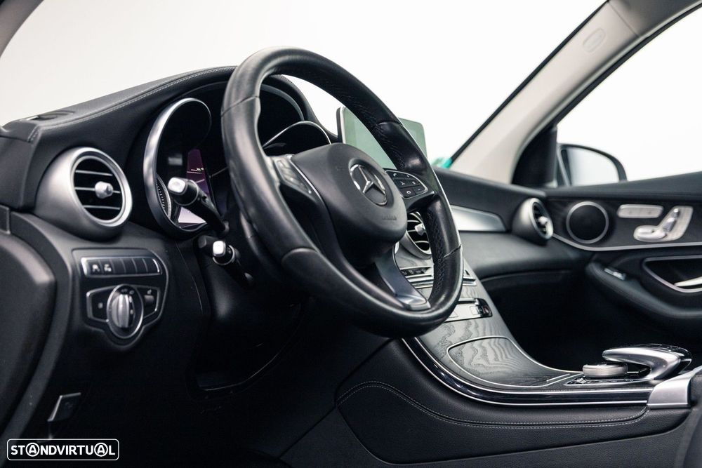 Mercedes-Benz GLC 350 e 4Matic 7G-TRONIC - 24
