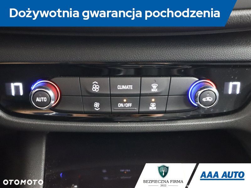 Opel Insignia - 21