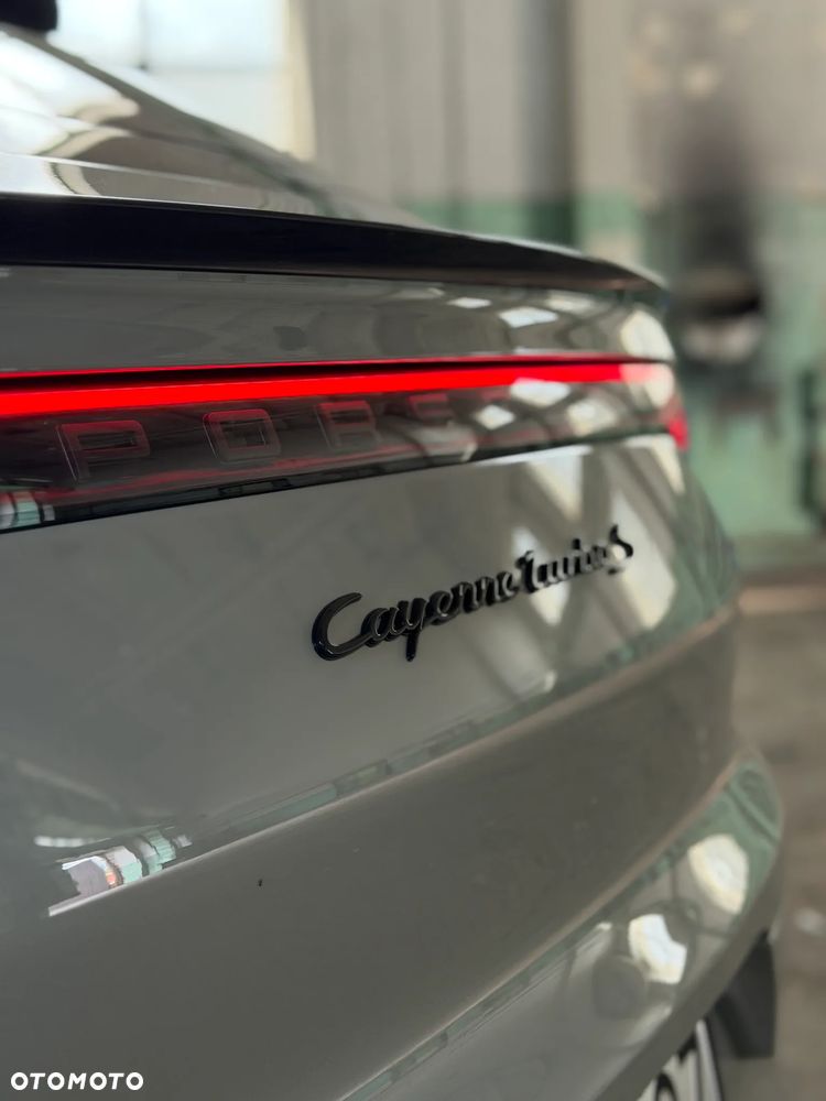 Porsche Cayenne - 12