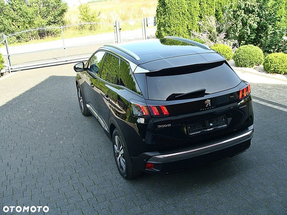 Peugeot 3008 1.6 PureTech Hybrid4 PHEV Allure S&S EAT8 - 33
