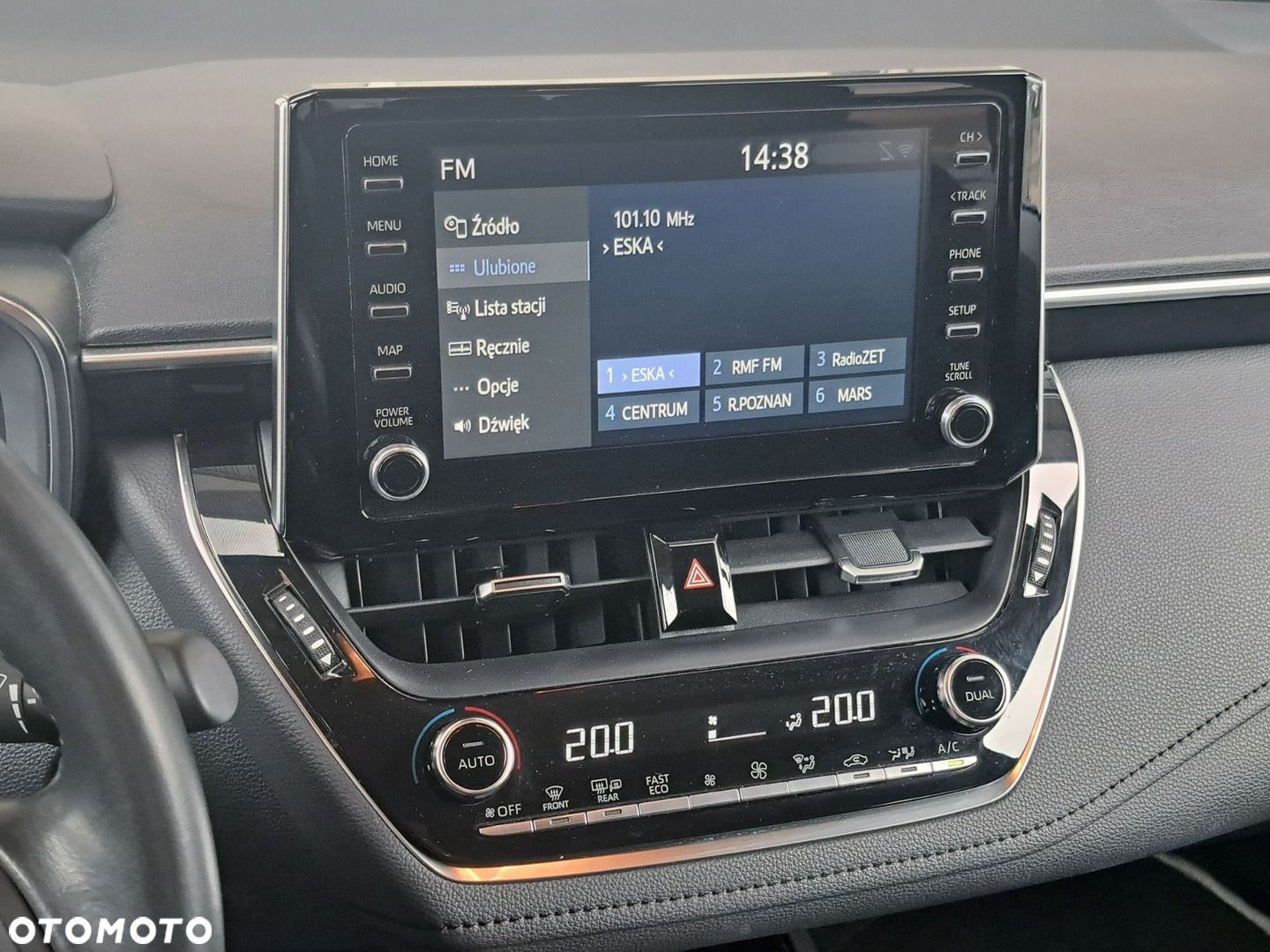 Toyota Corolla 1.8 Hybrid Comfort - 14