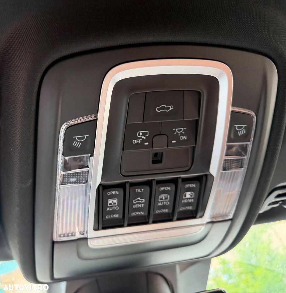 Dodge RAM - 23