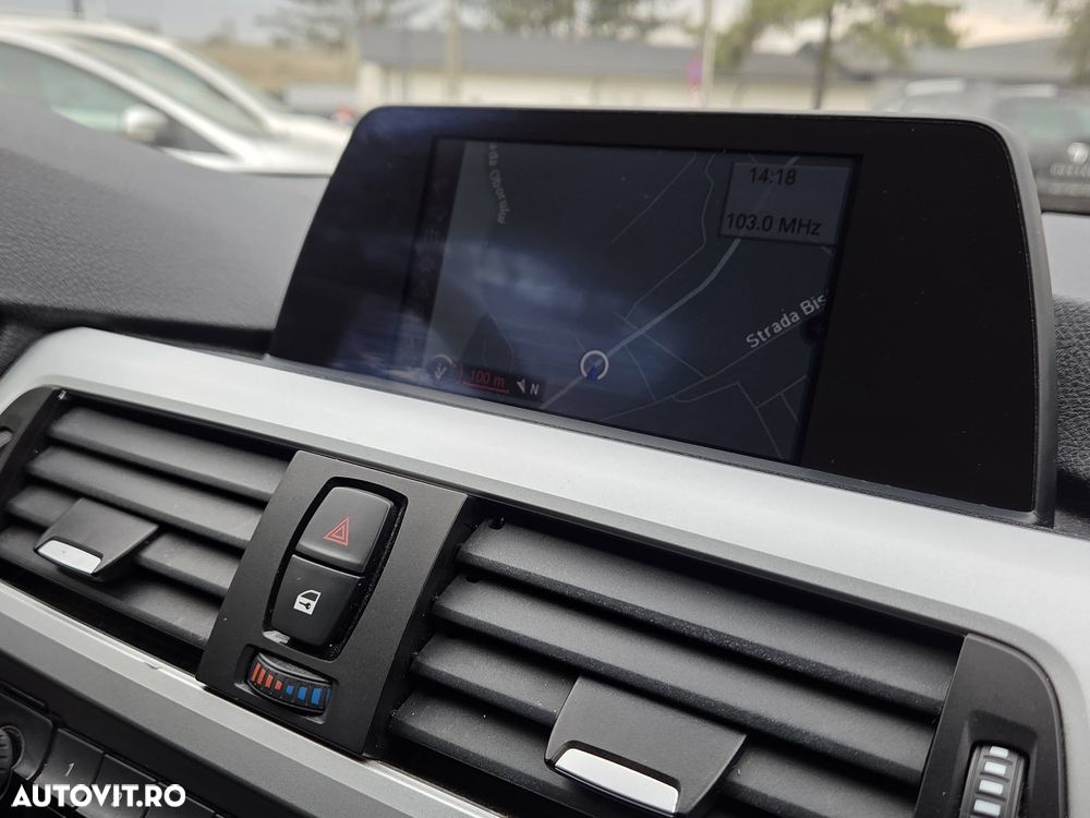 BMW Seria 3 318d Blue Performance Sport Line - 22