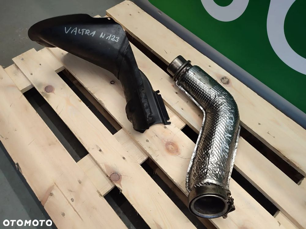 Kolano wydechu 63361700 Valtra N123 - 3