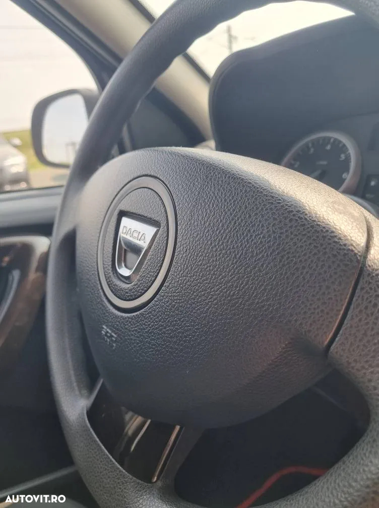 Dacia Duster 1.5 dCi 4x2 Prestige - 11
