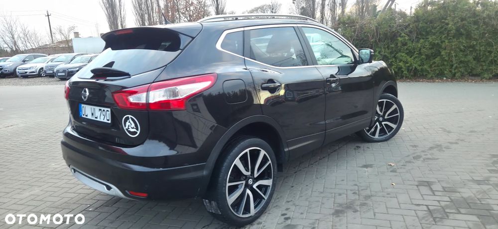 Nissan Qashqai 1.6 dCi 4 x 4 DPF Start/Stop tekna - 14